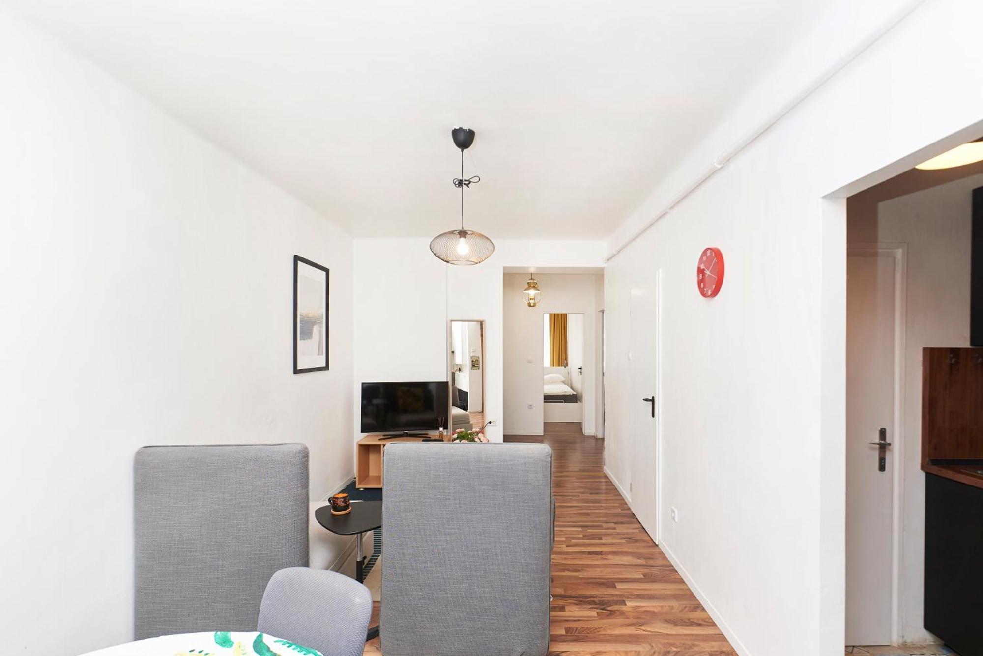 U Home Central Budapest Extérieur photo