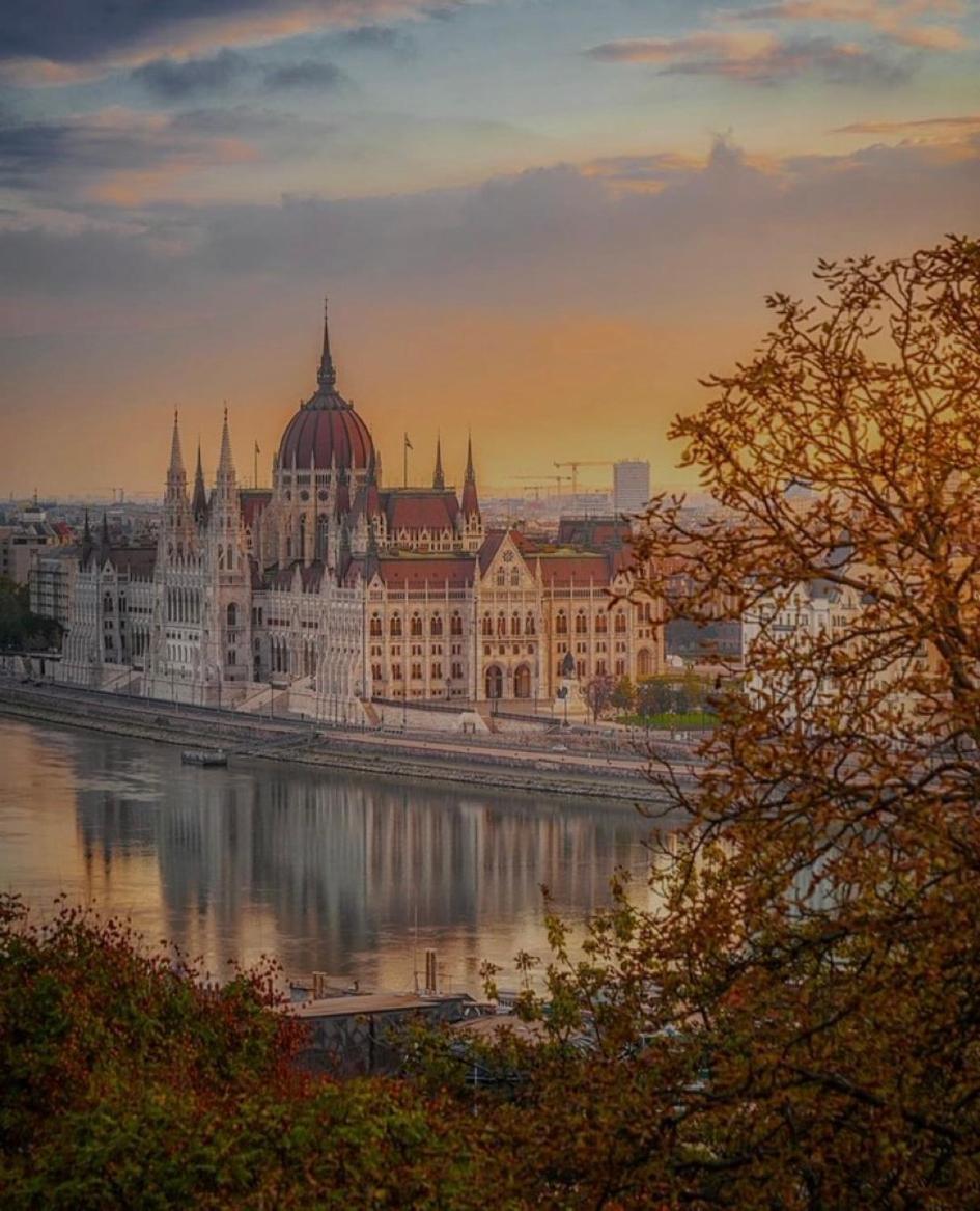 U Home Central Budapest Extérieur photo